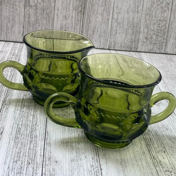 Avocado Green King Crown’s Thumb Print Pattern-Indiana Glass Creamer & Sugar Set - Picture 7 of 9